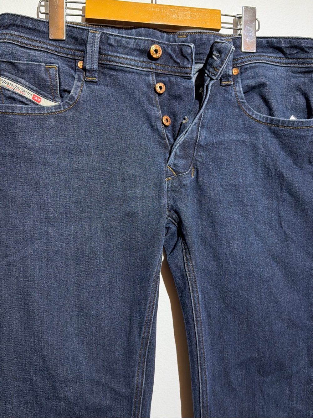 Diesel Jeans Mens Size 32x30 Larkee Regular Straight Medium Dark Wash Blue